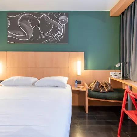 Ibis 3* デ パンネ