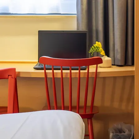 Ibis Отель