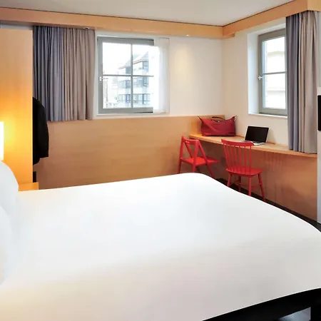 Ibis Hotel