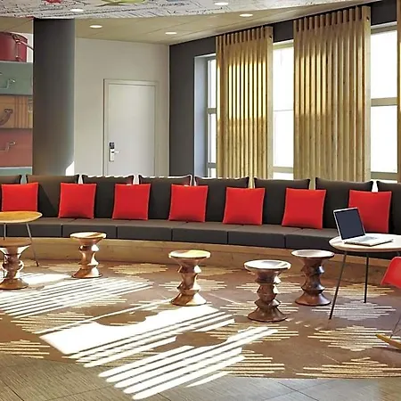 Ibis Hotel 3*
