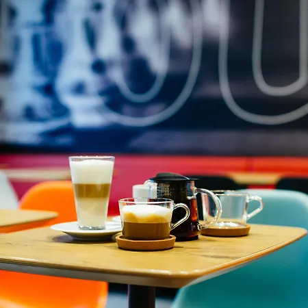 Ibis Hotel 3*